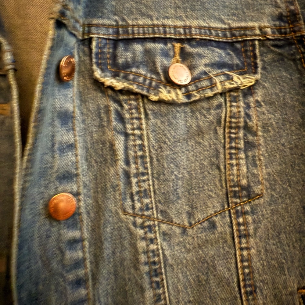 Jean jacket - Picture 3 of 3